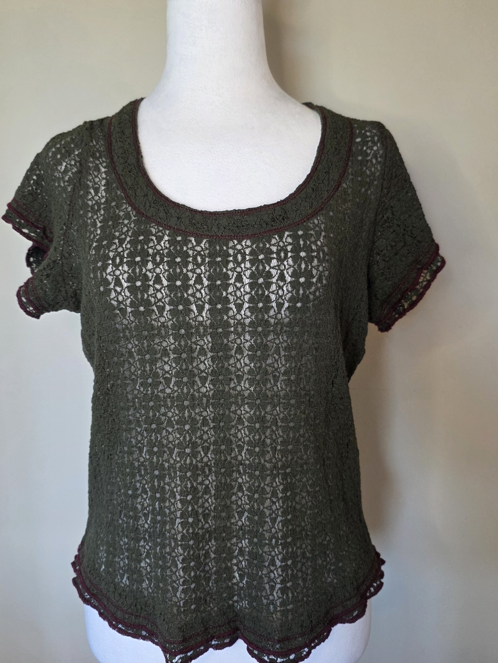 Natural Life Olive Green Lace Crochet Top Burgundy Trim Boho Size Medium